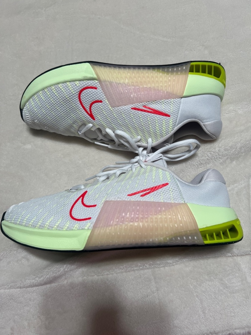 Nike Metcon 9 Training Shoes White Volt HyperLift Men’s 10 Women’s 11.5 EUC - Picture 11 of 14